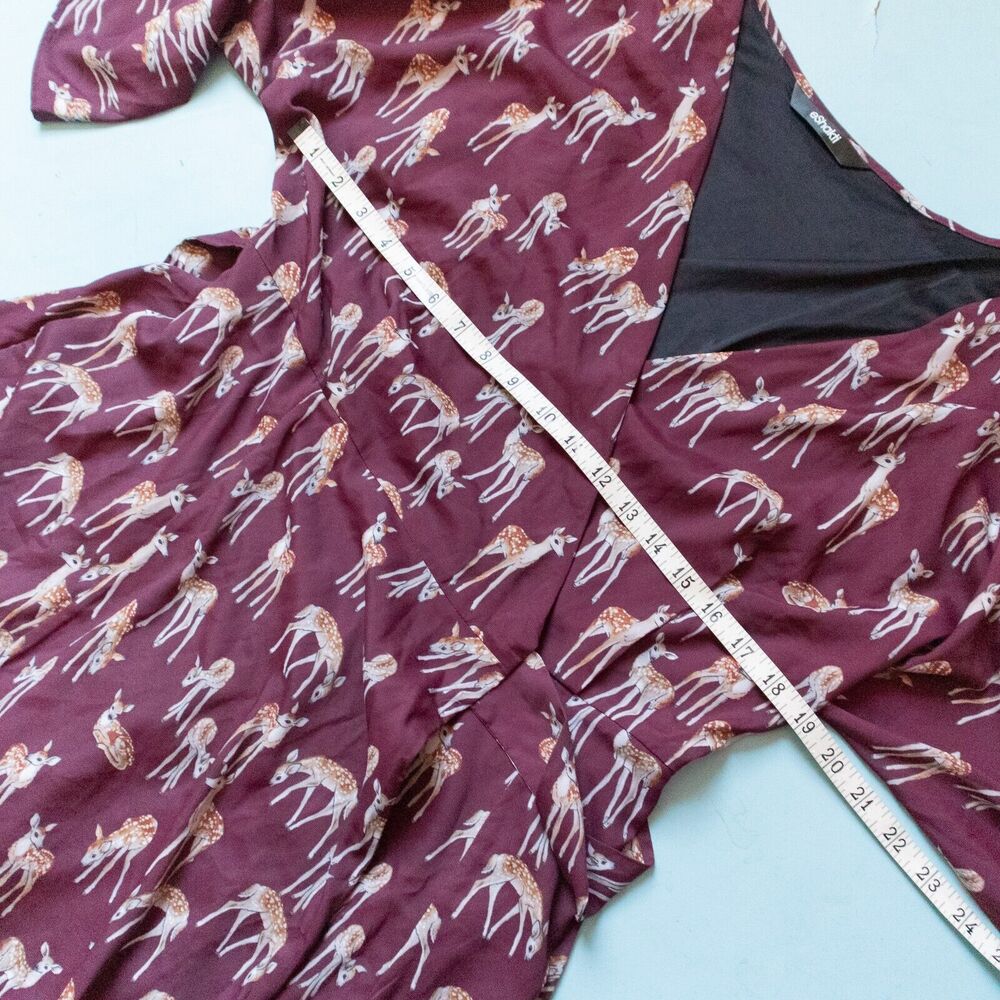 eShatki Maroon Deer Print Crepe Short Sleeve Wrap Dress Size XL/1X - Picture 5 of 9